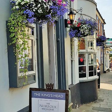 Kings Head Holt Bed & Breakfast Holt  Bagian luar foto