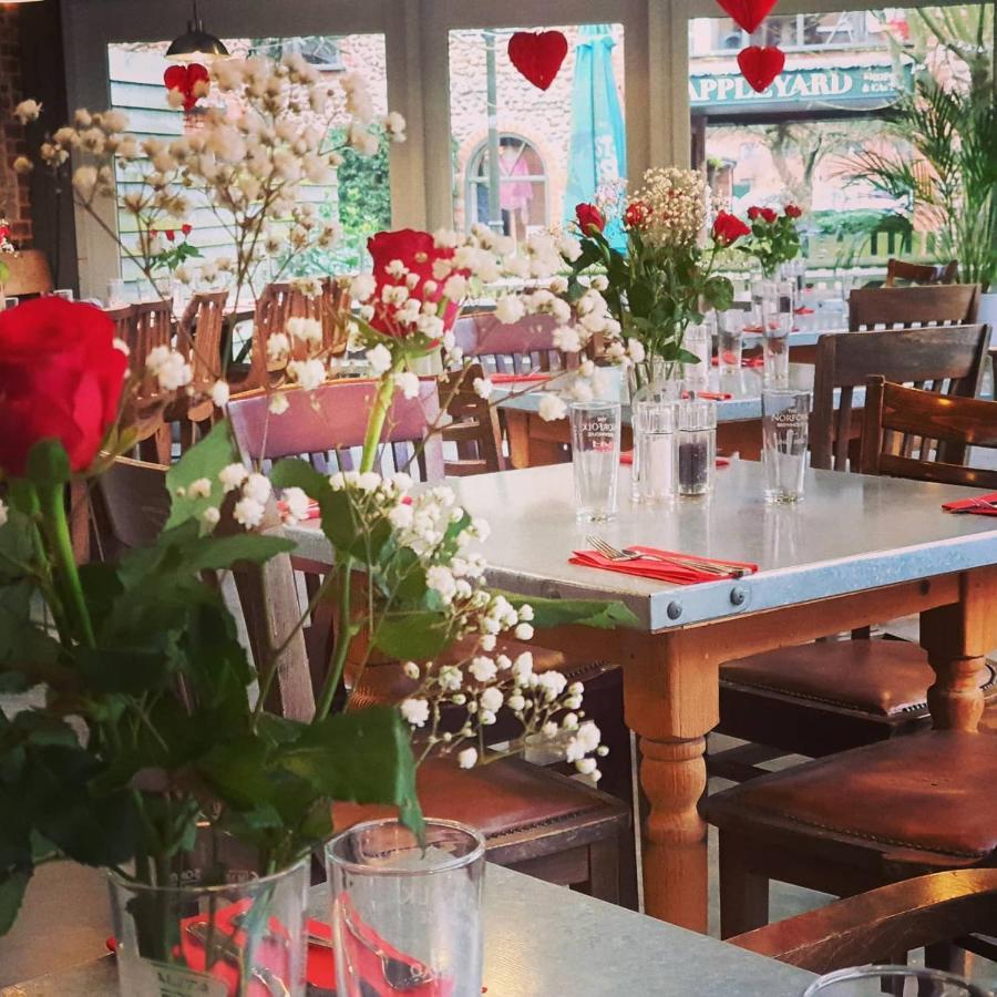 Kings Head Holt Bed & Breakfast Holt  Bagian luar foto