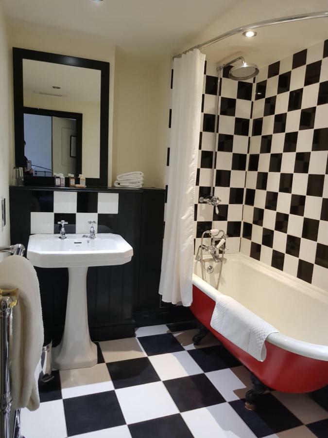 Kings Head Holt Bed & Breakfast Holt  Bagian luar foto
